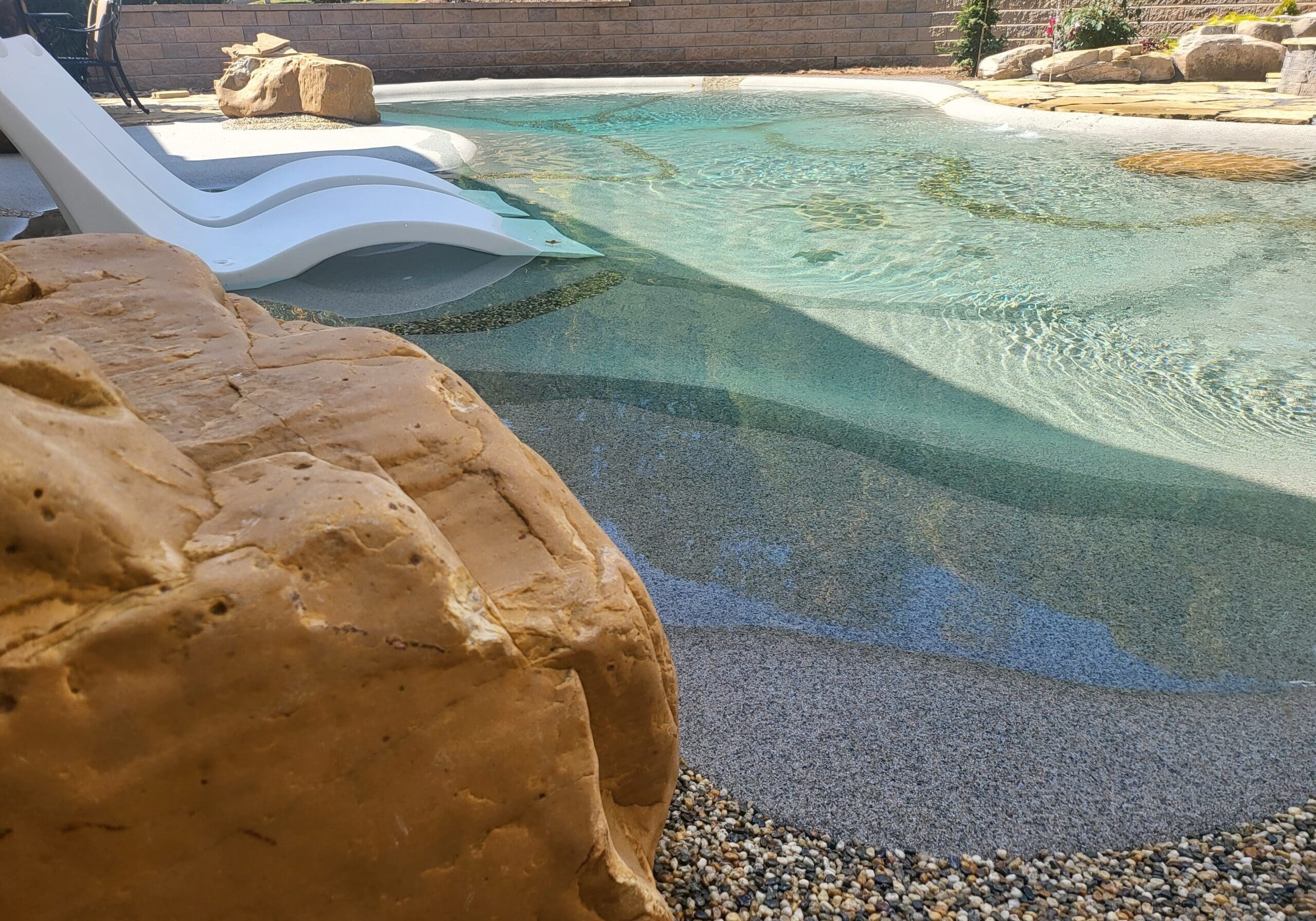 Luxury quartz pool