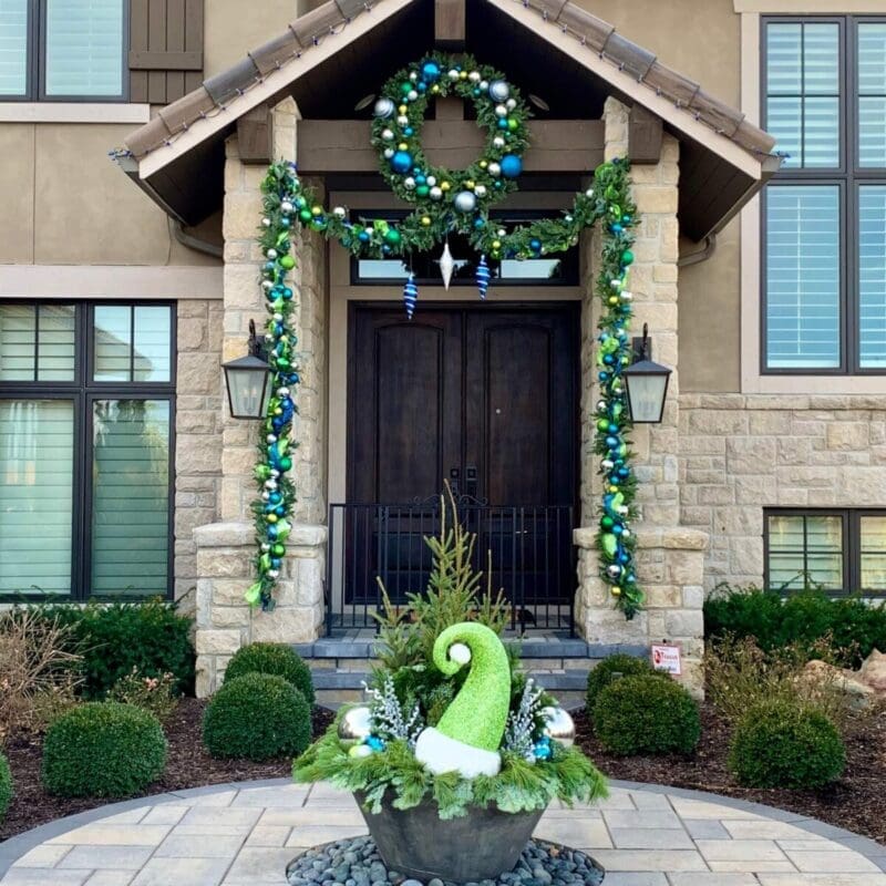 holiday decoration design installation Kansas City